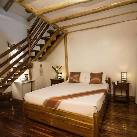 Palo Alto Bed & Breakfast Puerto Princesa Luaran gambar