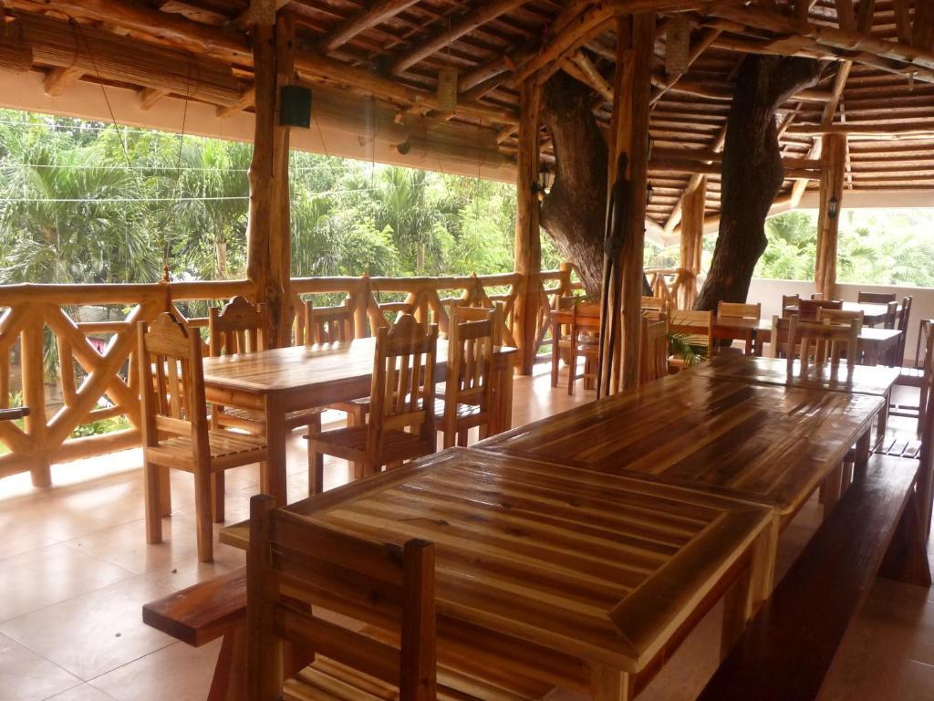 Palo Alto Bed & Breakfast Puerto Princesa Luaran gambar